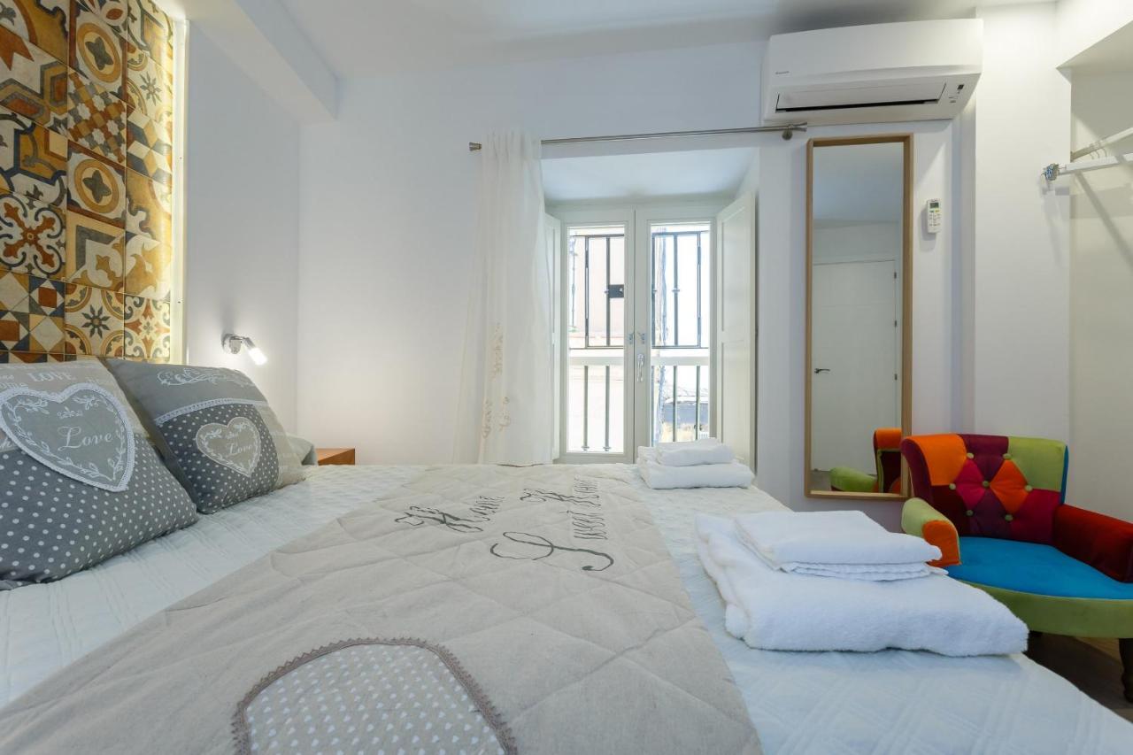 Apartamentos Loto Y Liz By Cadiz4Rentals Eksteriør billede